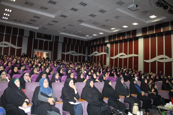 مراسم بزرگداشت روز دانشجو درپردیس نسیبه برگزارشد . 5