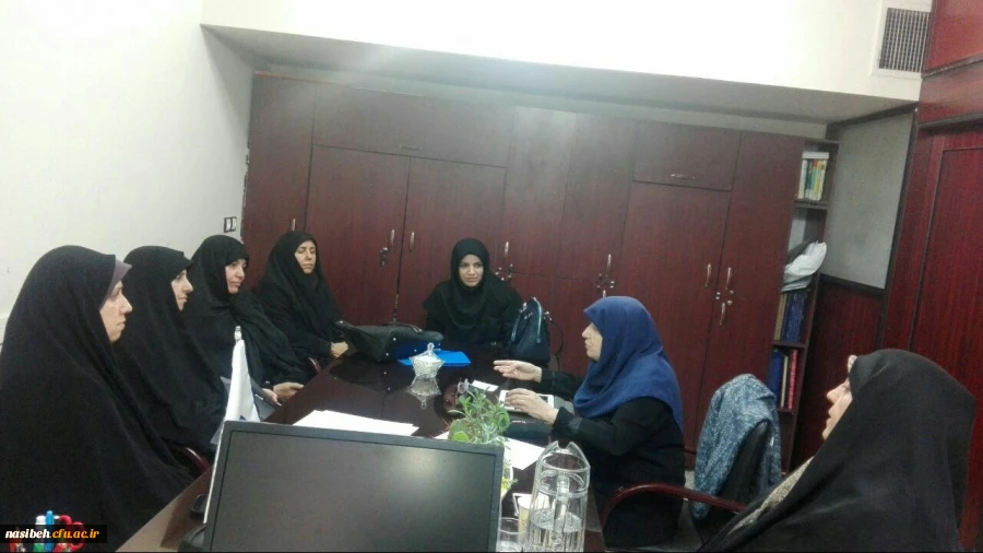 اولین ژورنال کلاب طراحی واحد یادگیری (طراحی مقالات ) دردومین روزازهفته پژوهش  2