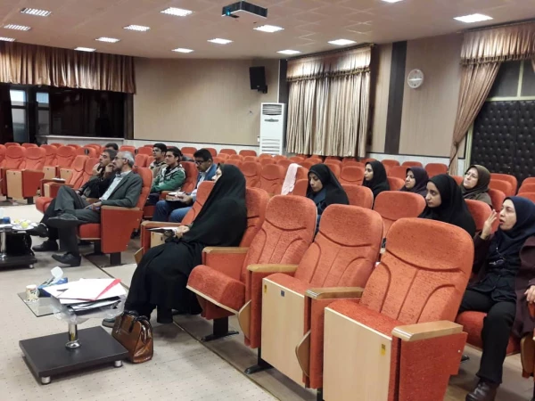 شرکت کارشناسان دانشجویی درنشست تفاهم نامه همکاری با وزرات بهداشت ودرمان وآشنایی با خدمات وظرفیت های مراکز بهداشتی 2