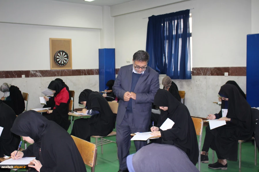 بازدید مدیریت امور پردیس های استان تهران و معاون آموزشی، فرهنگی و پژوهشی استان از برگزاری امتحانات پایان ترم 13
