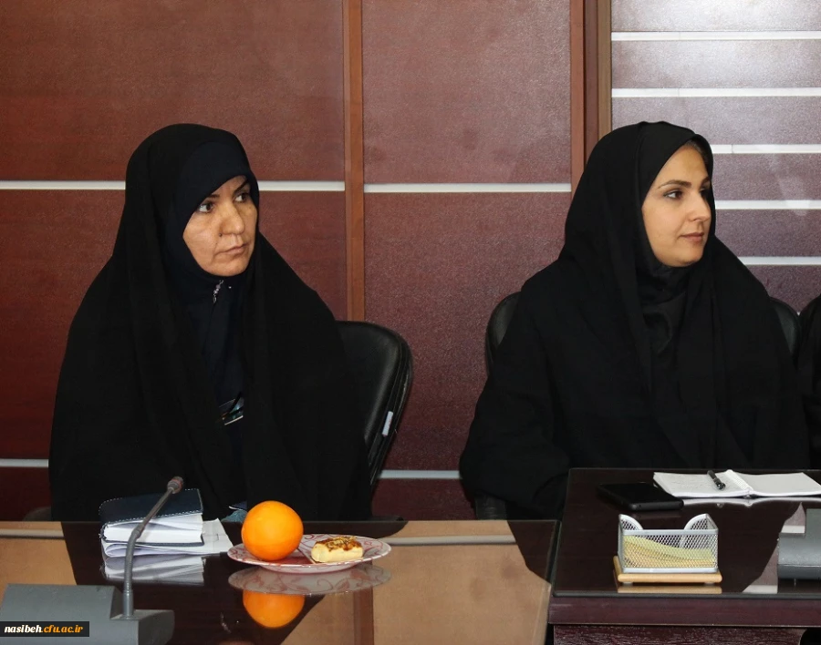 جلسه معارفه دکترخدابنده معاونت مالی ، اداری ودانشجویی پردیس نسیبه وتقدیراززحمات دکترعادلی فر 4