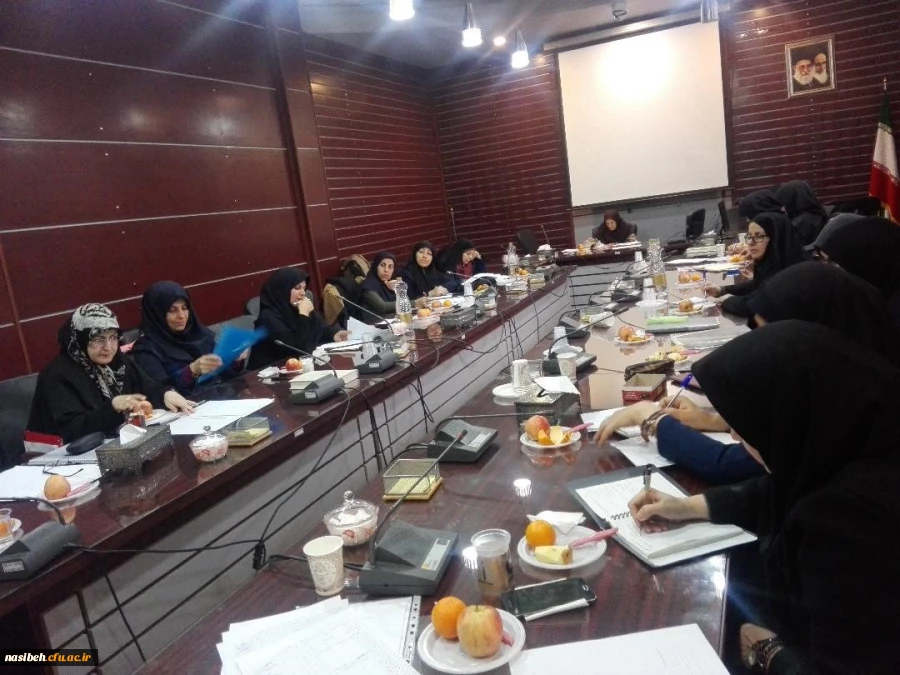 کارگاه   بازآموزی مدرسان  کارورزی برگزارشد. 2