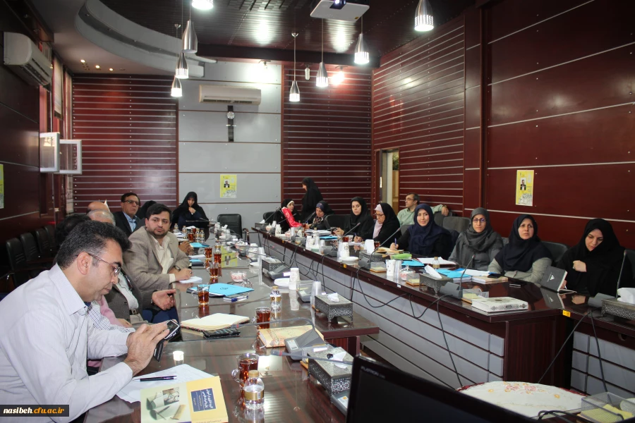 کارگاه چگونگی تدوین کتب دانشگاهی درپردیس نسیبه برگزارشد . 4