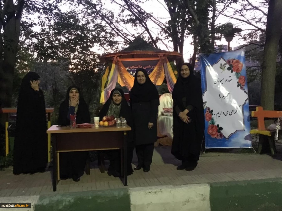 دورهمی صمیمانه دانشجویی با حضوردکترعلی نژاد معاونت محترم دانشجویی دانشگاه فرهنگیان 2