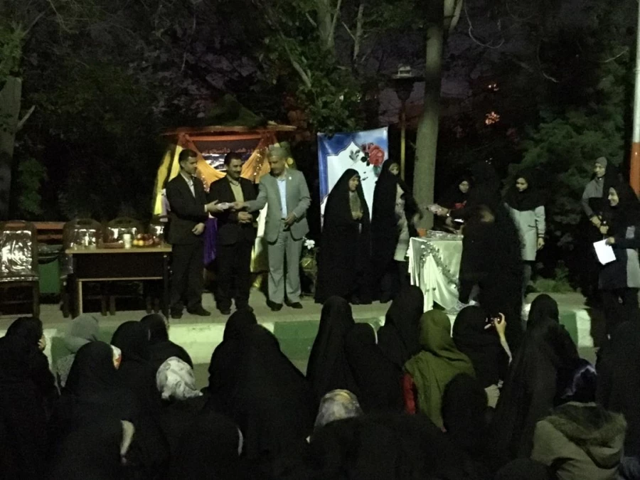 دورهمی صمیمانه دانشجویی با حضوردکترعلی نژاد معاونت محترم دانشجویی دانشگاه فرهنگیان 5