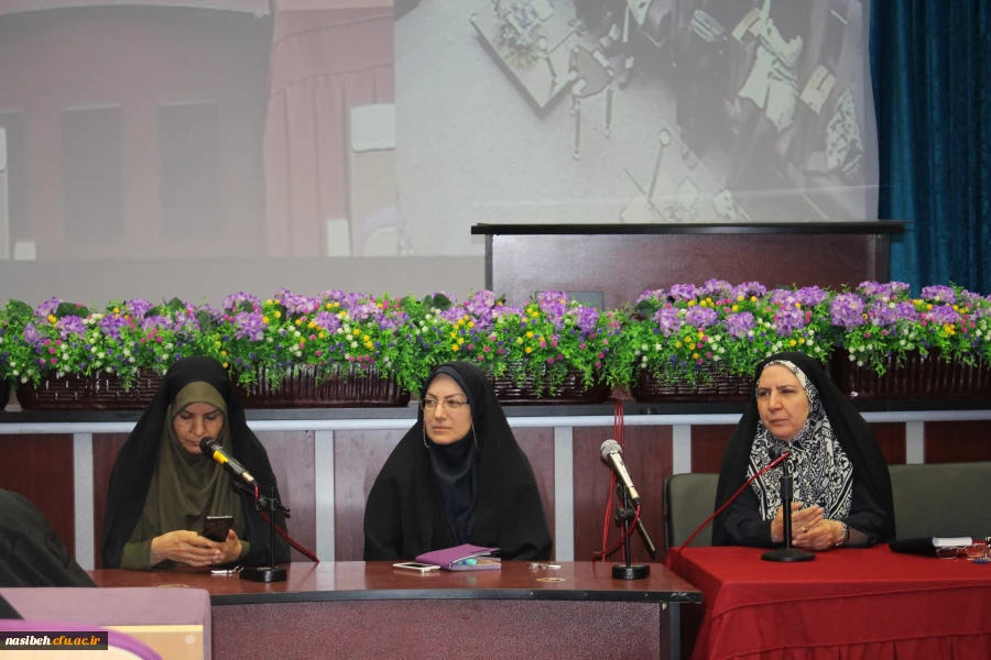 نشست صمیمی سرپرست پردیس نسیبه واساتید  3