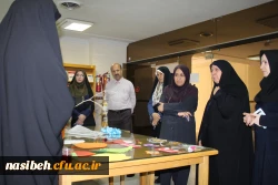 بازدید سرپرست ومعاونین پردیس ازنمایشگاه دست سازه های کمک آموزشی درورزش  6