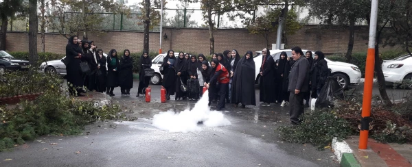 برگزاری کارگاه آموزش اصول ایمنی و آتش نشانی در پردیس