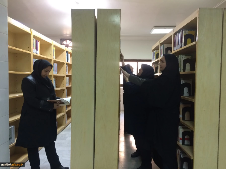 سه رویداد در یک روز ...