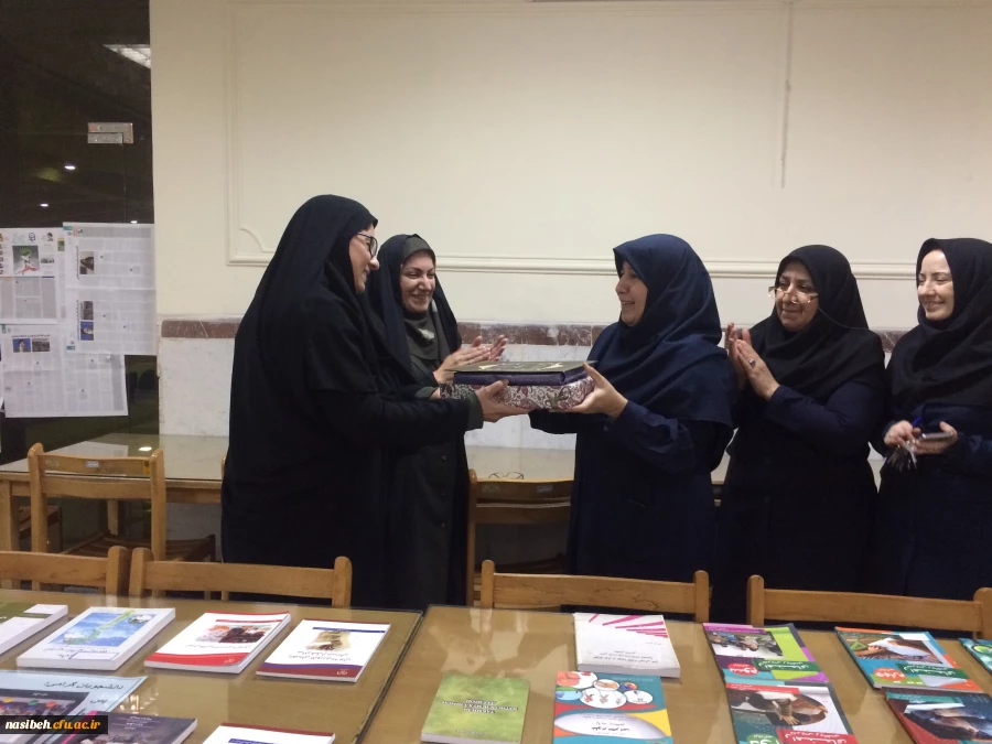 سه رویداد در یک روز ...