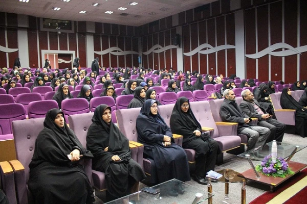 برگزاری مراسم گرامیداشت هفته بسیج با حضورجانباز بسیجی هشت سال دفاع مقدس  6