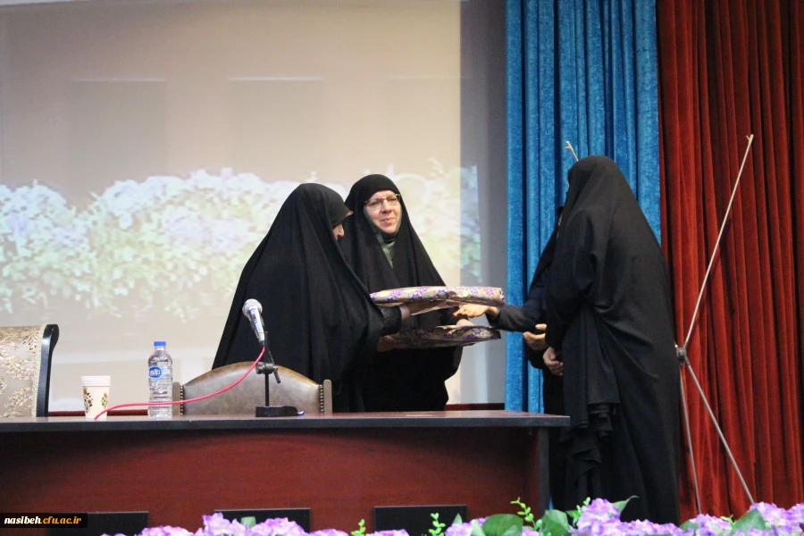 مراسم گرامیداشت هفته فرهنگی با موضوع ایثاروشهادت  4