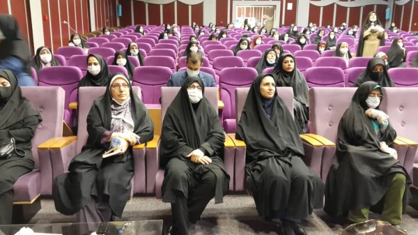 برگزاری جلسه هم اندیشی استادان و مسئولین در پردیس