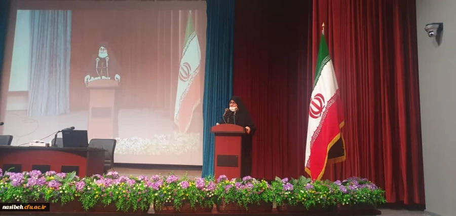 برگزاری جلسه هم اندیشی استادان و مسئولین در پردیس