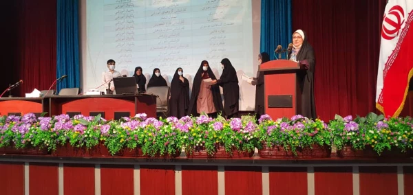 برگزاری جلسه هم اندیشی استادان و مسئولین در پردیس