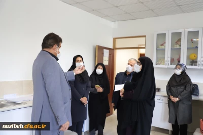 در حاشیه برگزاری مصاحبه داوطلبین چند برابر ظرفیت ورود به دانشگاه فرهنگیان در پردیس نسیبه؛

مدیرکل آموزش و پرورش شهر تهران از روند مصاحبه بازدید کرد...