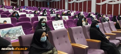 به مناسبت آغاز سال تحصیلی جدید؛

نشست مشترک مسئولین پردیس و استادان مدعو برگزار شد.