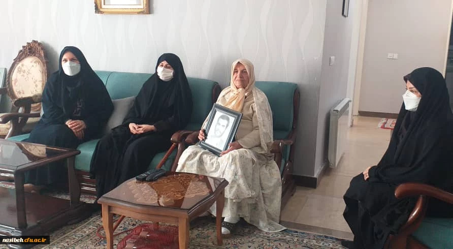 دیدار با مادر معزز شهید سرافراز محمود آهنی امینه 2
