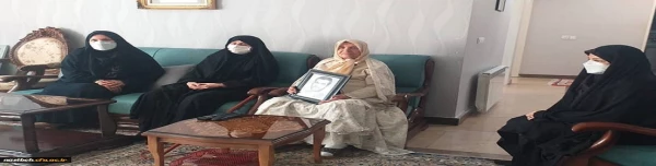 دیدار با مادر معزز شهید سرافراز محمود آهنی امینه 4
