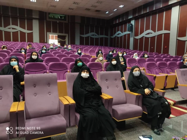 مراسم تکریم وتجلیل ازبازنشستگان پردیس نسیبه  3