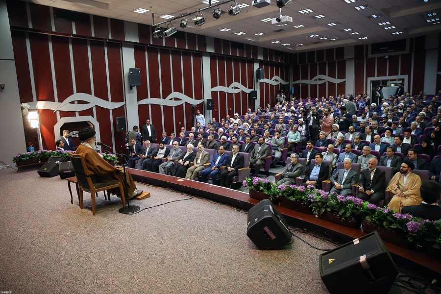 حضور ارزشمند رهبر معظم انقلاب اسلامی (مدظله العالی) به دانشگاه فرهنگیان ( پردیس نسیبه ) به روایت تصویر 7