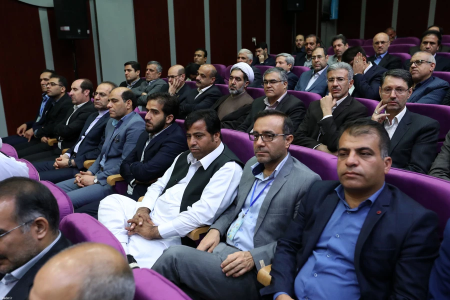 حضور ارزشمند رهبر معظم انقلاب اسلامی (مدظله العالی) به دانشگاه فرهنگیان ( پردیس نسیبه ) به روایت تصویر 11