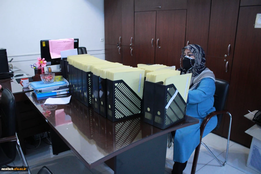 ثبت نام حضوری مهارن آموزان با رعایت پروتکل های بهداشتی به روایت تصویر 7