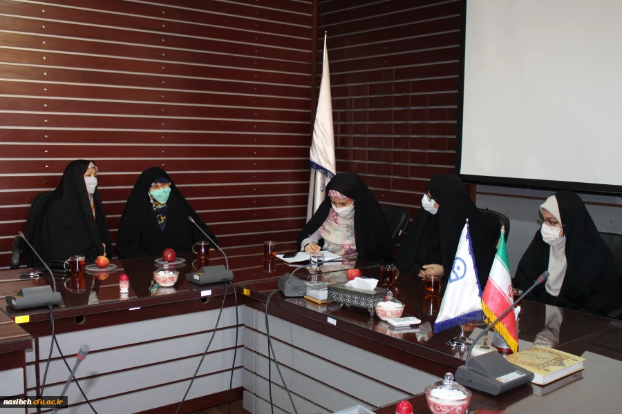 برگزاری جلسه شورای اداری پردیس 4