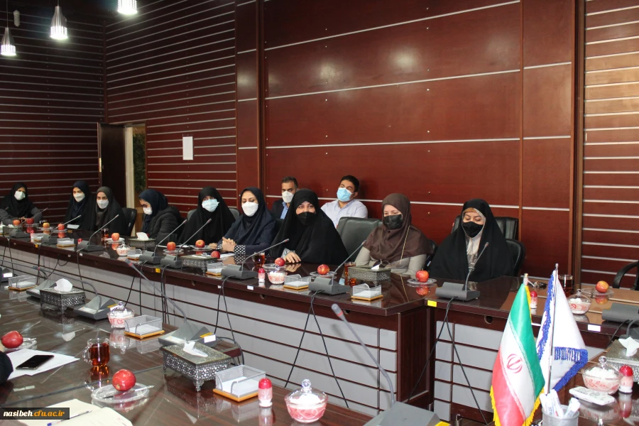 برگزاری جلسه شورای اداری پردیس 5