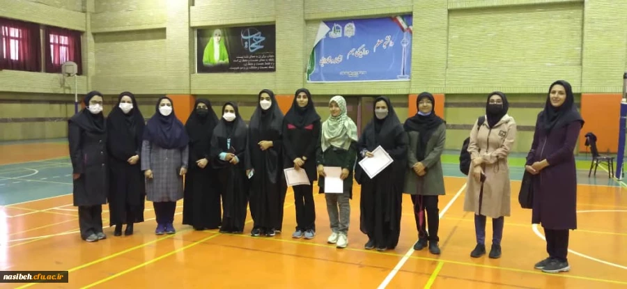 برگزاری مسابقات ورزشی به مناسبت هفته تربیت بدنی وتندرستی وسه شنبه های شاد  9