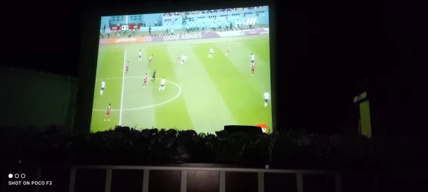 پخش زنده فوتبال درسالن همایش پردیس نسیبه  3