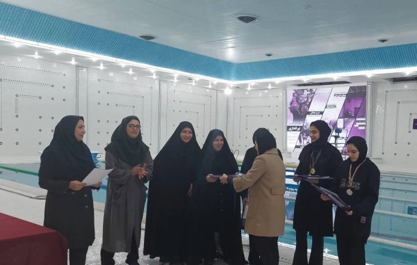 برگزاری مسابقه شنا به مناسبت روز دانشجو  2