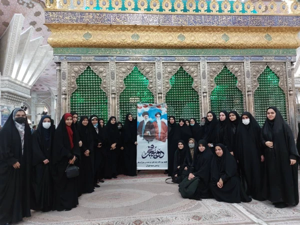 تجدید میثاق سرپرست،  اساتید ،کارکنان و دانشجو معلمان پردیس نسیبه با آرمان های امام راحل و شهدای انقلاب اسلامی 4