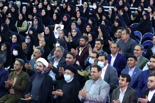 مراسم گرامیداشت مقام معلم با حضور رئیس جمهور در پردیس نسیبه 10