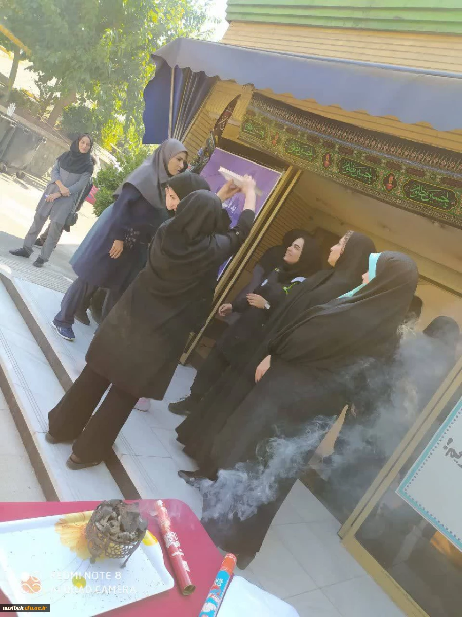 بدرقه تیم های ورزشی دانشجو معلمان پردیس نسیبه به استان اصفهان 4