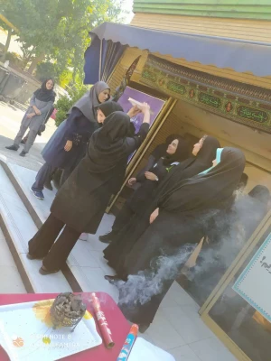 بدرقه تیم های ورزشی دانشجو معلمان پردیس نسیبه به استان اصفهان 5