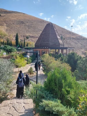 کوهپیمایی دانشجو معلمان پردیس نسیبه به مناسبت هفته تربیت بدنی 3