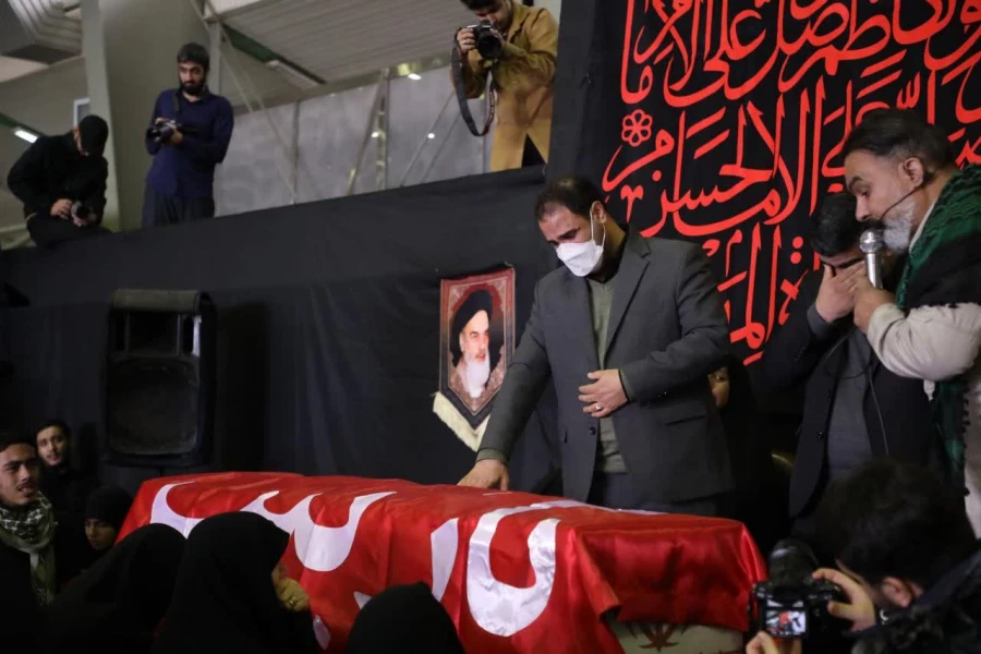 مراسم وداع شهیده دانشجومعلم فائزه رحیمی در پردیس نسیبه 3