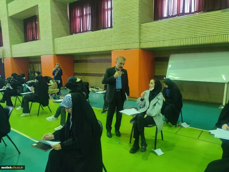 بازدید معاونت آموزشی دانشگاه فرهنگیان از روند برگزاری امتحانات نیمسال اول تحصیلی 1403 پردیس نسیبه 2