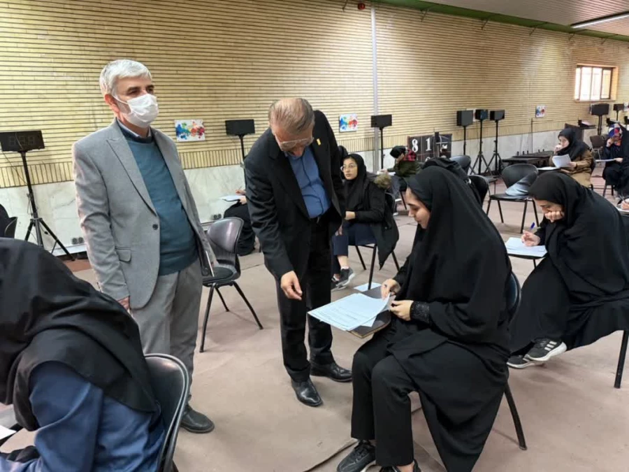 بازدید معاونت آموزشی دانشگاه فرهنگیان از روند برگزاری امتحانات نیمسال اول تحصیلی 1403 پردیس نسیبه 4