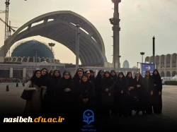 بازدید دانشجو معلمانپردیس از غرفه دانشگاه فرهنگیان در نمایشگاه بین المللی قرآن 3