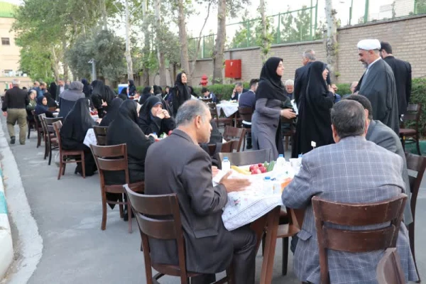 برگزاری مراسم گرامیداشت مقام معلم و تجلیل از سرآمدان آموزش استان تهران 3