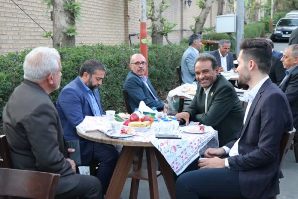 برگزاری مراسم گرامیداشت مقام معلم و تجلیل از سرآمدان آموزش استان تهران 4