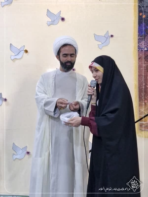 برگزاری مراسم جشن و سخنرانی به مناسبت دهه کرامت و میلاد امام رضا ( ع)  2