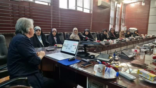 برگزاری کارگاه طراحی پوستر  4