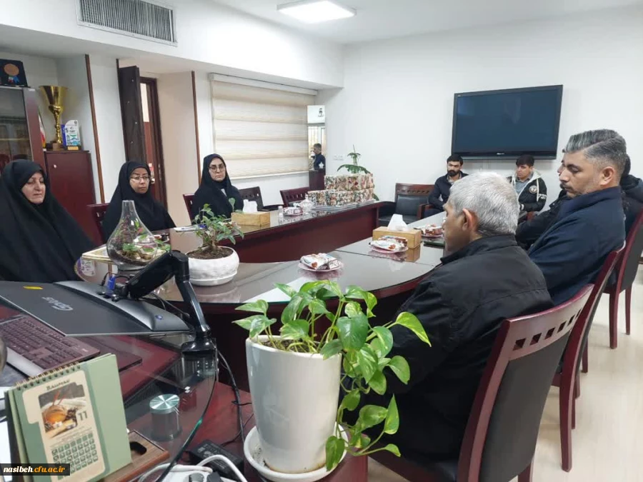 نشست صمیمانه سرپرست پردیس نسیبه با همکاران حوزه حراست و حفاظت فیزیکی نسیبه 4