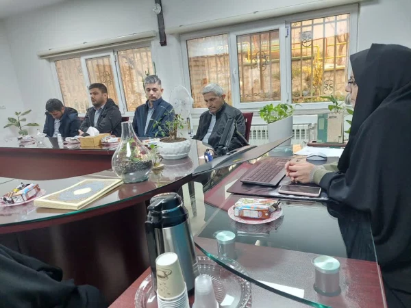 نشست صمیمانه سرپرست پردیس نسیبه با همکاران حوزه حراست و حفاظت فیزیکی نسیبه 8